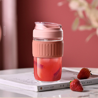 Gobelet en verre borosilicaté à double paroi de 16oz Tasse à café en acier inoxydable à la mode Couvercle Paille Infuseur à thé de voyage Produit chaud