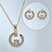 Parure de bijoux en laiton plaqué or 18 carats, forme fer à cheval, avec zircone cubique, collier et boucles d'oreilles, pour femme, élégante, pour mariage et soirée