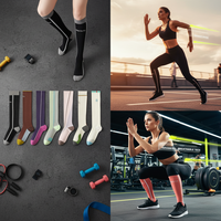 Chaussettes de compression graduée sans couture 20-23 mmHg pour le sport, la course, la récupération, hauteur genou, idéales pour l'été et les voyages