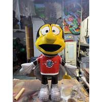Sculpture de mascotte de dessin animé en résine de fibre de verre personnalisée en usine pour parc à thème et décoration intérieure