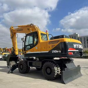 Vente flash : Mini-excavatrice sur roues Hyundai 210W-9 avec moteur et boîte de vitesses, haute efficacité, garantie 1 an - Product Image 3