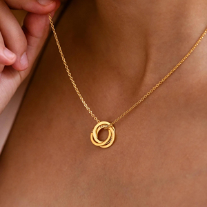 Collana a tre anelli ad incastro con collegamento transfrontaliero nome incisione 18k placcato in oro regali semplici e generosi <span class=keywords><strong>agli</strong></span> <span class=keywords><strong>amici</strong></span> per Natale - Product Image 4