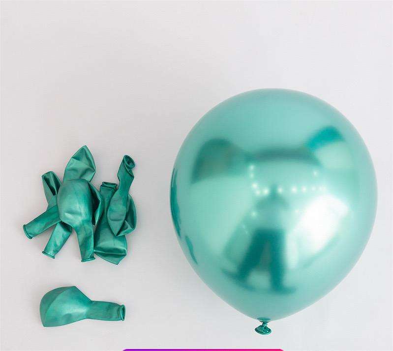 สีเขียว