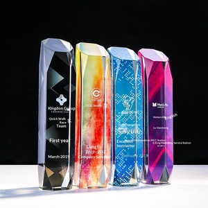 Trofeo <span class=keywords><strong>Cubo</strong></span> <span class=keywords><strong>de</strong></span> <span class=keywords><strong>Rubik</strong></span> <span class=keywords><strong>de</strong></span> Cristal con Grabado <span class=keywords><strong>de</strong></span> Diamante Personalizado con Impresión UV 2026, Premio Creativo para Reuniones Anuales, Recuerdo para Regalos <span class=keywords><strong>de</strong></span> Bienvenida - Product Image 1