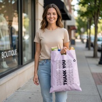 Sac en plastique PE durable avec poignée découpée, recyclable, écologique, imperméable, pour vêtements, shopping, emballage, taille et couleur personnalisables