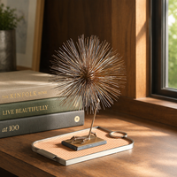 Sculpture en métal Flolenco Creative Design, design luxueux, en forme de pissenlit, en laiton tissé, sculpture en fil métallique sphérique, avec base en marbre, ornement