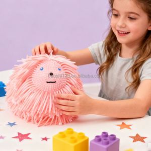 Balle en peluche TPR chat aux poils longs bicolores, jouet anti-stress moelleux en forme d'animal, cadeau pour enfants, décompression au bureau, petit ornement - Product Image 4