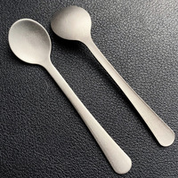 Cuillère à café/dessert miniature en titane pur plaqué argent, 7,4 cm, finition miroir, passe au lave-vaisselle, durable, design moderne minimaliste
