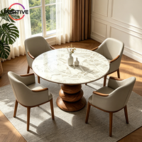 Table à manger ronde de luxe avec plateau en marbre terrazzo, base en bois massif, style design nordique, mobilier moderne pour la maison