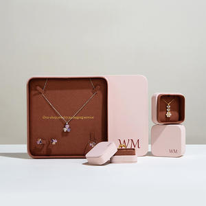 Caja de Joyería Rectangular de Cuero PU de Alta Calidad para Anillos y Pendientes, Venta al por Mayor Directa de Fábrica, Empaque de Lujo para Almacenamiento de Collares - Product Image 3