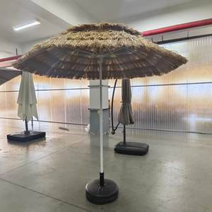 Parasols de plage de couleur naturelle au design moderne parapluies de patio anti-soleil <span class=keywords><strong>en</strong></span> <span class=keywords><strong>paille</strong></span> <span class=keywords><strong>parasol</strong></span> à inclinaison réglable <span class=keywords><strong>vente</strong></span> <span class=keywords><strong>en</strong></span> gros - Product Image 1