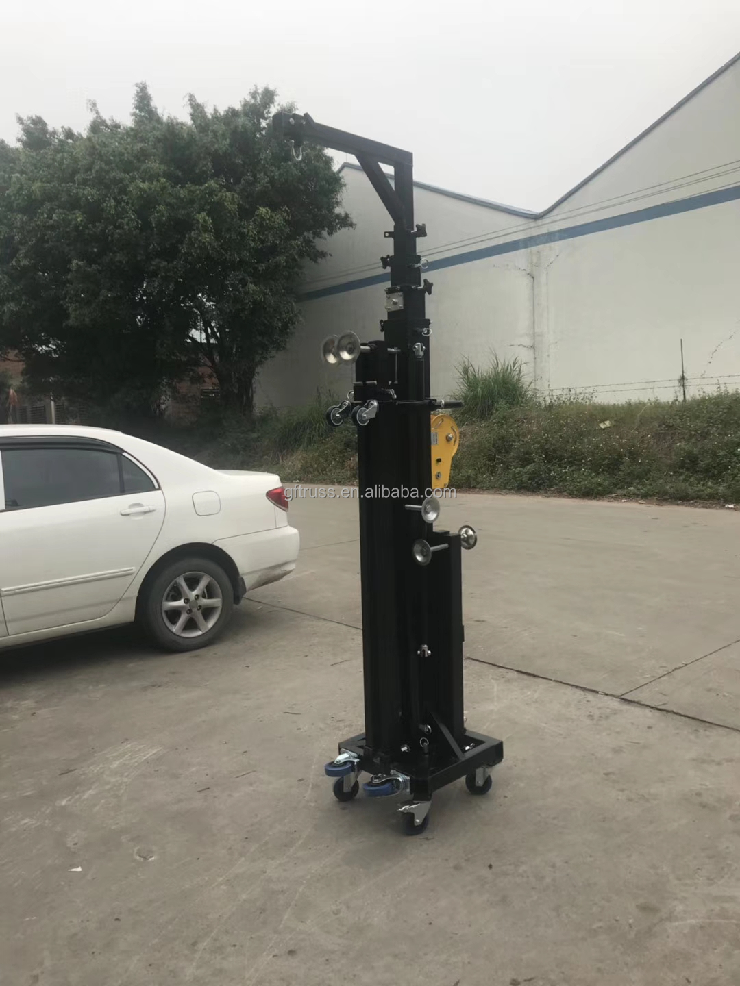 Factory price heavy duty load 300 kg height 6M install truss crank sound stand for event