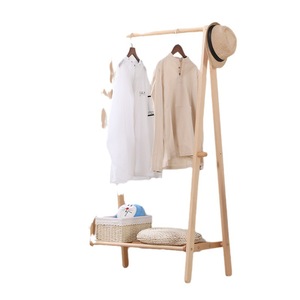 Perchero de Madera Maciza de Dos Niveles, Tipo de Pie, para Almacenamiento de Ropa en el Dormitorio, Diseño Moderno y Simple - Product Image 5