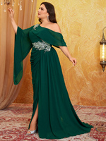 Robe de soirée longue et magnifique, taille plus, à manche unique, avec décoration de perles, ourlet évasé, fleurs perlées à la taille et glands en mousseline