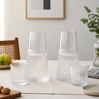 Set Gelas dan Teko Kaca Kapasitas Besar 800ml, Set Gelas Minum Bertekstur Vertikal, Terbuat dari Kaca Premium Putih Berkualitas Tinggi