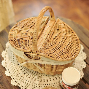 Hand-woven high-quality oval picnic <b>basket</b> with handle and lid - Product Image 4