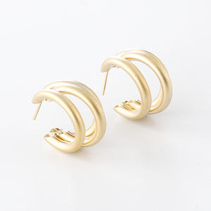 Moda takı 14K altın kaplama bildirimi yüksek cilalı üçlü yuvarlak orta açık tüp Hoop küpe - Product Image 5