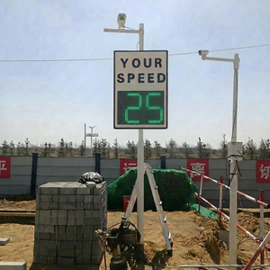 Panneau <span class=keywords><strong>de</strong></span> <span class=keywords><strong>signalisation</strong></span> routière intelligent à LED solaire avec radar <span class=keywords><strong>de</strong></span> détection <span class=keywords><strong>de</strong></span> vitesse et caméra <span class=keywords><strong>de</strong></span> surveillance pour <span class=keywords><strong>la</strong></span> sécurité routière - Product Image 5