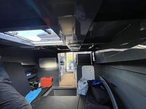 เรือตกปลาอลูมิเนียมขนาด9ม. x 2.45ม. เรือยนต์เรือตกปลาสำหรับงานปาร์ตี้สันทนาการทั้งกลางวันและกลางคืน - Product Image 6