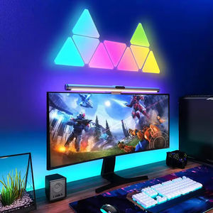 Lámpara de Juego LED Triangular Moderna con Control Inteligente por Aplicación, Sincronización Musical, Luz de Ambiente Nocturna, Montada en la Pared - Product Image 2