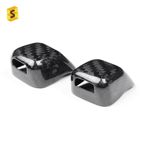 Shasha – Cache de buse de pulvérisation décoratif en fibre de carbone pour Fiat 500/595, accessoires de voiture, design sportif noir et rouge, modèle N-FYT-1077 - Product Image 1