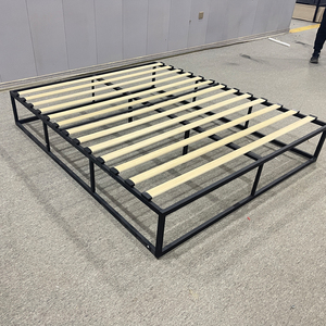 Двухместный металлический каркас кровати, совместимый с матрасом, устойчивая металлическая кровать, без шума, легкая сборка, черный или белый - Product Image 1