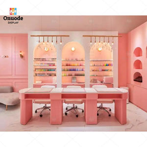 การออกแบบร้านทำเล็บสุดหรูทันสมัยพร้อมผนังโค้งสำหรับจัดแสดงสินค้า เฟอร์นิเจอร์สั่งทำพิเศษสำหรับสตูดิโอความงามที่ถ่ายลงอินสตาแกรมได้ - Product Image 3