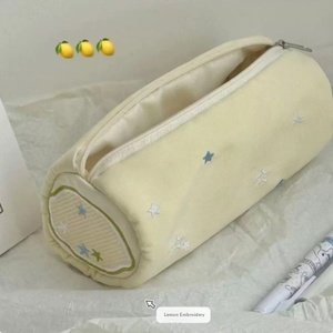 Trousse à crayons souple Fufu BD201, style carnet rouge, pomme verte haut de gamme, pour papeterie, rangement étudiant et trousse de maquillage, modèle basique - Product Image 3