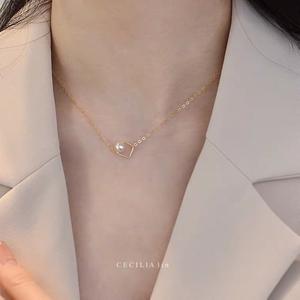 <b>14K</b> <b>Gold</b> Wrapped Natural Round Pearl Necklace for Women Square Simple Collarbone <b>Chain</b> with Temperament Trendy Fashion Accessory - Product Image 3