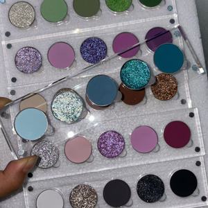 Tùy chỉnh chất lượng cao Acrylic <span class=keywords><strong>Palette</strong></span> Matte satin Duochrome multichrome kim loại đặc biệt Sparkle <span class=keywords><strong>Eyeshadow</strong></span> <span class=keywords><strong>Palette</strong></span> Private Logo - Product Image 1