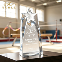 Trofeo de Gimnasia de Cristal Noble con Prisma Inclinado, Panel Frontal con Adorno de Estrella de Cinco Puntas, Texto Personalizado, Recuerdo para Competiciones Juveniles de Gimnasia
