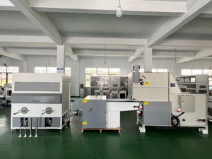 Machine de remplissage automatique électrique pour lit de peluche pour animaux de compagnie avec boîte de vitesses - Product Image 5