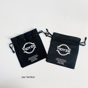 ถุงผ้าซาตินสีดำเนื้อนุ่มพิเศษ พร้อมเชือกผูก ปรับแต่งโลโก้พิมพ์ได้ สำหรับบรรจุภัณฑ์ชุดชั้นใน วิกผม ต่อผม ของขวัญสุดหรู ถุงผ้าไหมกันฝุ่น - Product Image 4