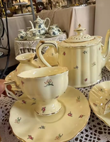 Service à thé élégant - Motif rose et fraise - Design français frais - Céramique en porcelaine fine - Écologique - Compatible lave-vaisselle - Sans BPA
