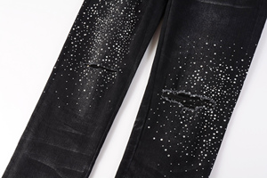 <span class=keywords><strong>Jeans</strong></span> da <span class=keywords><strong>Uomo</strong></span> di Qualità, <span class=keywords><strong>Neri</strong></span> Lavati, Strappati, Slim Fit, Stile Hip Hop, con Dettagli Distressed Fatti a Mano e Patch in Cristallo - Product Image 4