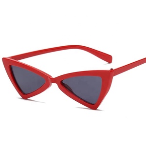 Gafas de Sol de Moda para Mujer, Estilo Ojo de Gato y Mariposa, Pequeñas, Triangulares, de Plástico, para Hombre y Mujer, Venta al Por Mayor - Product Image 1