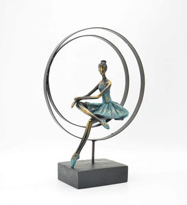 Estatuilla <span class=keywords><strong>de</strong></span> chica <span class=keywords><strong>de</strong></span> Ballet <span class=keywords><strong>de</strong></span> resina europea, estatua <span class=keywords><strong>de</strong></span> escultura <span class=keywords><strong>de</strong></span> dama <span class=keywords><strong>bailarina</strong></span> creativa para el hogar/decoración artística <span class=keywords><strong>de</strong></span> oficina, escultura <span class=keywords><strong>de</strong></span> chica <span class=keywords><strong>bailarina</strong></span> - Product Image 4