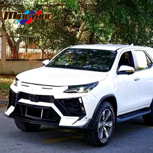 Kit de carrocería para <span class=keywords><strong>Toyota</strong></span> Fortuner, kit de carrocería con diseño de <span class=keywords><strong>URUS</strong></span>, para modelos de 2016 a 2021 - Product Image 4