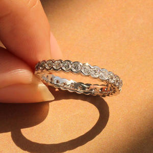 Anello di Diamanti T0609 per Donna, Taglio Brillante Rotondo, Colore G Naturale, Classico Anello di Fidanzamento, Gioiello - Product Image 2