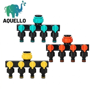Distributeur d'eau à quatre voies pour <span class=keywords><strong>robinet</strong></span> avec raccord rapide, une entrée vers quatre sorties, pour usage agricole - Product Image 1