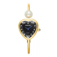 Shenzhen Capstan Jewelry Co., Ltd Source Jewelry Factory Montre à bracelet ouvert en alliage d'or poli miroir avec cadran en cristal en forme de cœur et perle