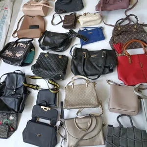 グレードA高品質のUkayUkayはカートンボックス販売の女性のための女性のバッグ中古ハンドバッグを使用しました