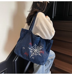 Halloween Estilo Escuro Retro Personalizado Bordado Aranha <span class=keywords><strong>Web</strong></span> Mulheres Shopping Bag Casual Grande Capacidade Diária Denim Shoulder Bag - Product Image 6