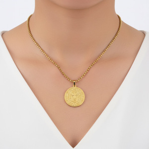 Collier avec pendentif visage de Méduse en acier inoxydable, or et argent, bijoux unisexes, cadeau - Product Image 4