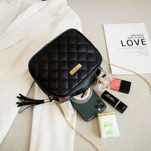Custom Korean Version Women's PU Canvas Fashion Eco-Friendly Zipper Closure Crossbody <b>Bag</b> Cartoon Pattern 1-1.9L Capacity High - Product Image 4