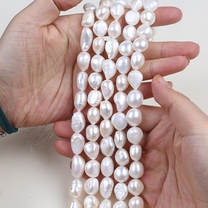 Thoughtful Gifts for Friends: 5 Pearl Strands That Feel Personal