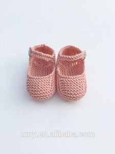 Fait à <span class=keywords><strong>la</strong></span> main Bébé Article Ensemble <span class=keywords><strong>De</strong></span> Vêtements Bébé Fille Nouveau-Né Barboteuse <span class=keywords><strong>Col</strong></span> Bonnet Et Chaussons - Product Image 4