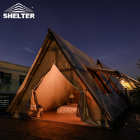 Tente de luxe pour hôtel de glamping en plein air, design triangulaire, villa préfabriquée, tente de safari en toile