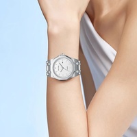 Montres-bracelets en quartz de luxe personnalisées avec logo, pour hommes et femmes, affichage du calendrier et de la semaine, boîtier en alliage, montre de couple, coffret cadeau pour la Saint-Valentin