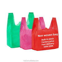 Sacs en T-shirt non tissés écologiques et portables pour supermarché, réutilisables avec poignées, sacs fourre-tout non tissés en forme de W pour vêtements, sacs non tissés en forme de gilet